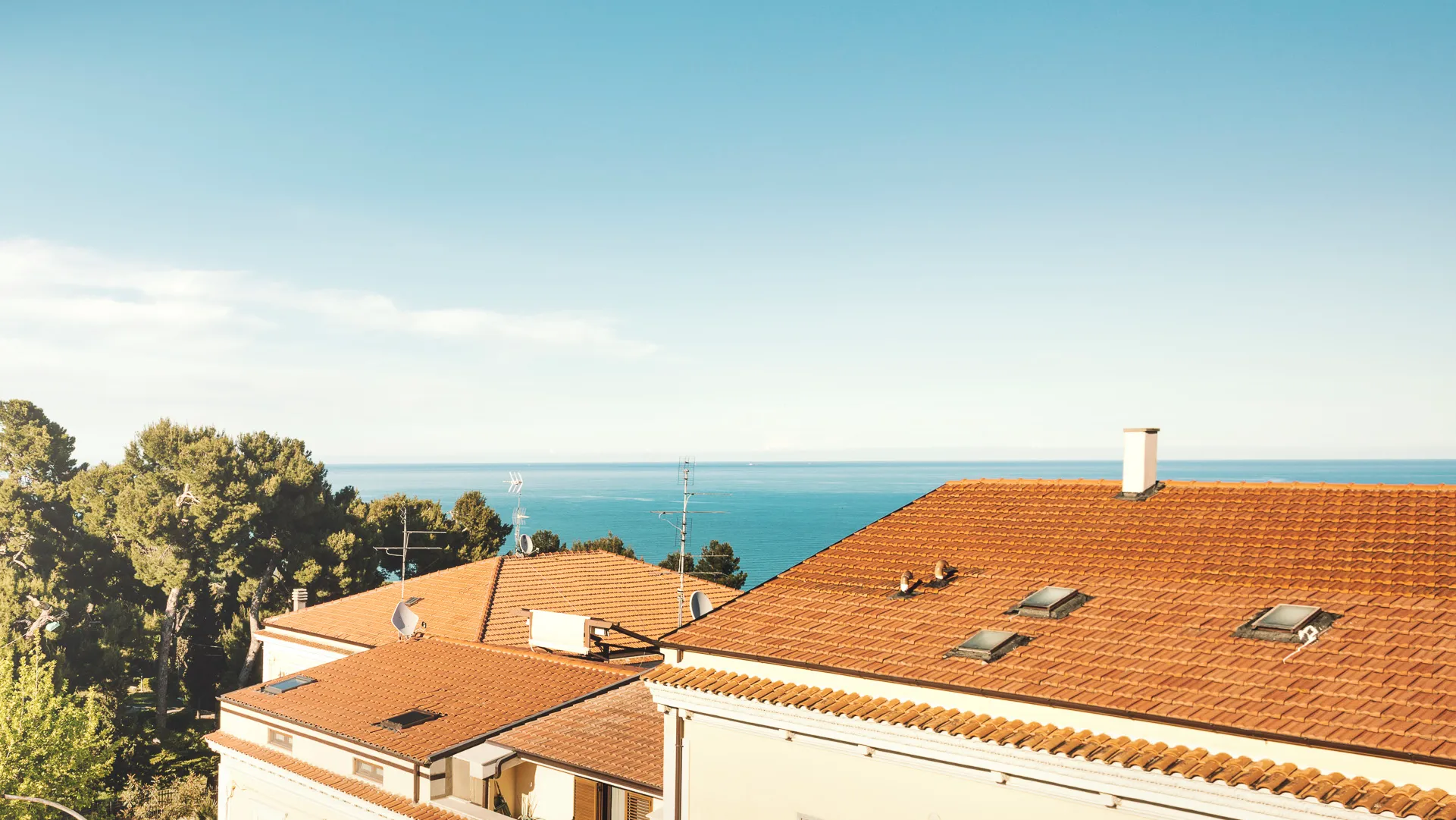 Vista sul golfo di vasto da una delle camere dell'hoteldei7