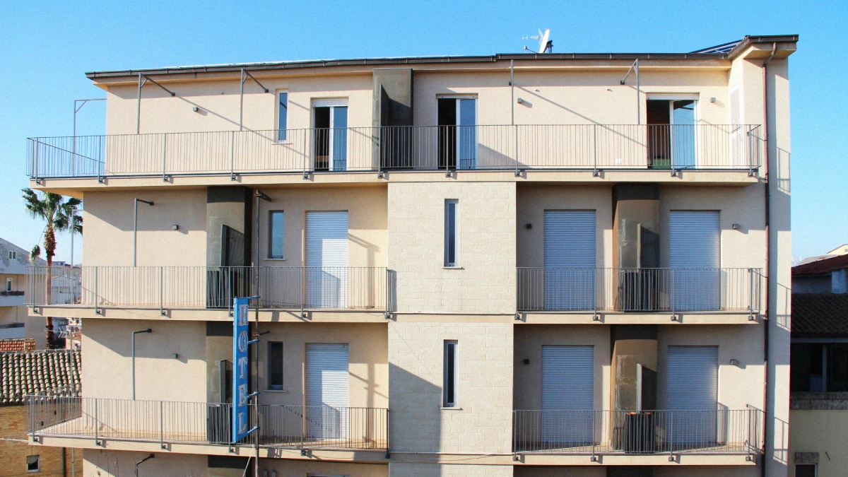 Edificio dall'esterno dell'hotel